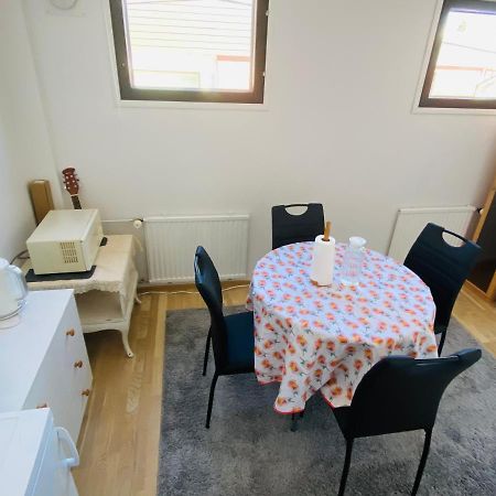 Two Bedrooms,Dining Area And Bathroom With Private Entrance コトカ エクステリア 写真