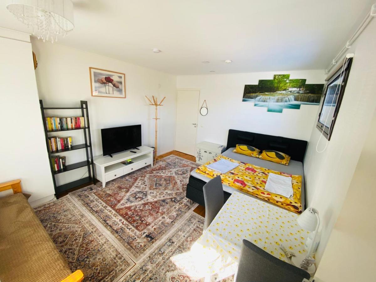 Two Bedrooms,Dining Area And Bathroom With Private Entrance コトカ エクステリア 写真