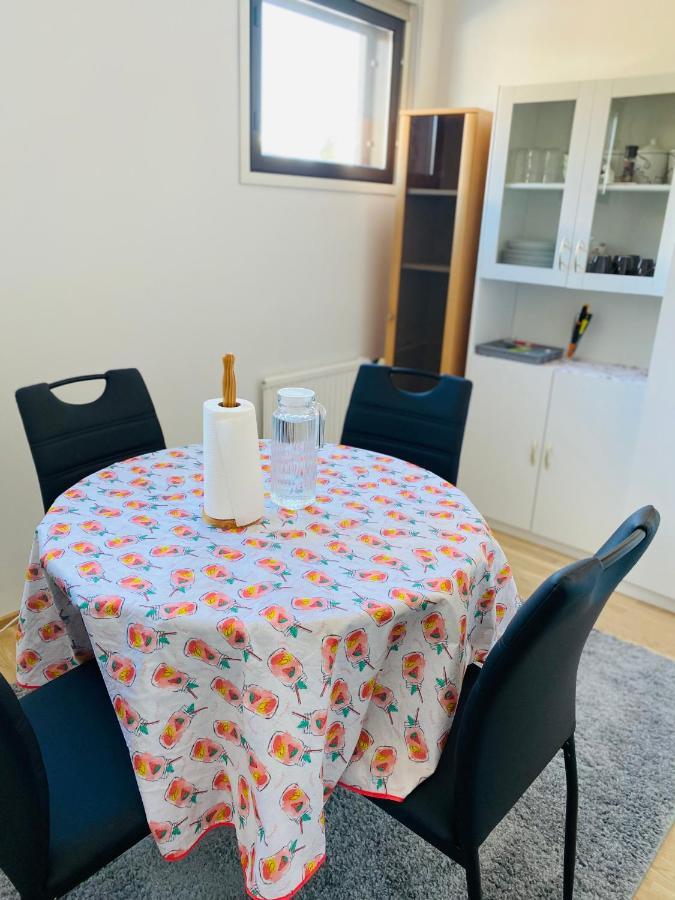 Two Bedrooms,Dining Area And Bathroom With Private Entrance コトカ エクステリア 写真